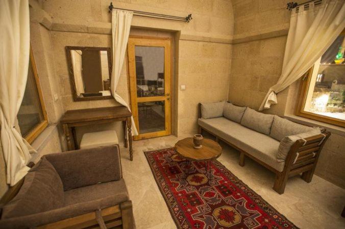 אוצ'יסר Helike Cave Suites מראה חיצוני תמונה